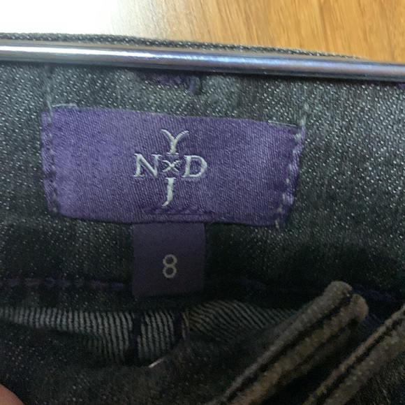 NYDJ woman’s jeans size 8 - Picture 3 of 4